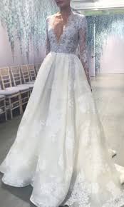 Monique Lhuillier Winslet Buy This Dress For A Fraction Of The Salon Price On Preownedweddingdresses Com Wedding Dresses Dresses Wedding