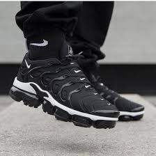 Vapormax Plus Oreo Blackbottom Sneaker Kicks Yeezy Sneakerhead Nike Streetwear Jordans Shoes Supreme Balenciaga S Sneakers Sneakers Fashion Nike Air
