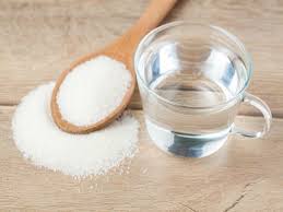 Siapkan panci, masak air dan masukkan gula merah yang sudah disisir sampai larut dan mendidih. Ternyata Minum Air Gula Punya 5 Manfaat Menakjubkan Berikut Ini