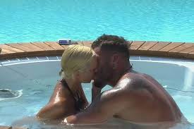 Love Island Jordan And Zoe Dumped From The Itv2 Show Just A Week From The Final Mirror Online