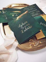 Zaproszenia Slubne Szmaragdowa Elegancja Niezwykle Eleganckie Zaproszenie Slubne Green Wedding Invitations Emerald Green Weddings Country Wedding Invitations