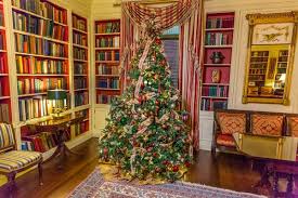 A place to relax and unwind. Pin By Brandi Hays On Holidays Christmas In 2020 White House Christmas White House Christmas Tree Christmas Tours