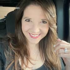 Felicia Hayes's Instagram, Twitter & Facebook