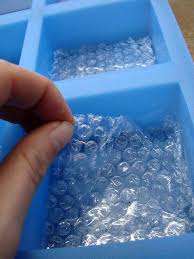 How bubbles work and tips for long lasting bubbles. Honeycomb Melt And Pour Soap Queen Soap Recipes Homemade Soap Recipes Diy Soap