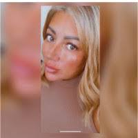 Carrie Duffield's Instagram, Twitter & Facebook