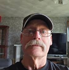 This is Mrs. Mary Harris' 6th grade class photo, L-R: Row 1: Tommy Benson,  John Jerman, Brainard Cummins, Jerry Gray, Garey Hill, Jim Sullinger,  though), Danny Gress, Phil Goff Row 2: Steve