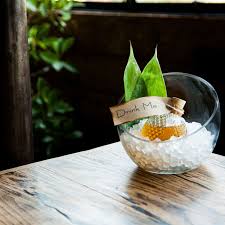 Jun 17, 2016 · this alice in wonderland party food idea is super easy but we'll bet not many people would think of it! The Corner Door Launches An Alice In Wonderland Inspired Cocktail And Food Menu Eater La