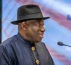 BREAKING!!! Banners of Former President Goodluck Jonathan sighted at Wadata  Plaza, venue of today's Peoples Democratic Party (PDP) National Executive  Committee (NEC) meeting in Abuja Goodluck Jonathan Looking Like To Run In