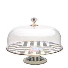 They will make your cake and desserts stand out in any setting, and will surely impress anyone that sees it. Chateau Collection Tagged Cake Stand De Provence