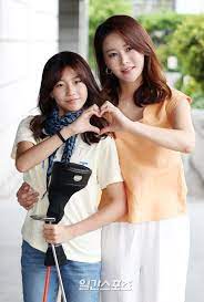 15살 중학교 2학년이라 트렌드에 민감한 나이이기 때문이다. í¬í†  ì†¡ì§€ì•„ í­í'ì„±ìž¥ì— ì—„ë§ˆ ë°•ì—°ìˆ˜ì™€ ë¶•ì–´ë¹µ ì¤'ì•™ì¼ë³´