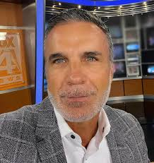 You know what a week off means… Wow, the color of this beard has changed  quite a bit over the last 27 years! Time to grab the razor and go to work! @