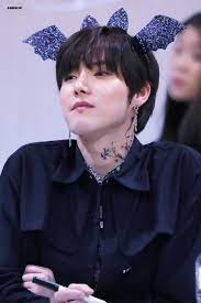 Yonghoon, harin, kanghyun, dongmyeong and cya. Yonghoon Onewe 191013 In 2021 Onewe Memes Oneus Onewe Oneus And Onewe