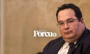 L'onorevole della lega claudio durigon, sottosegretario al ministero del lavoro e delle politiche sociale nel governo conte i e tra i maggiori promotori di… Durigon Al Vertice Cosa Cambia Nella Lega Alessioporcu It