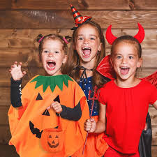 Funny Halloween costumes: Fun ideas for all ages and groups