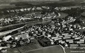 The historic centre is a peninsula formed by the meandering inn river. Wasserburg Am Inn Wiederaufbauatlas Haus Der Bayerischen Geschichte