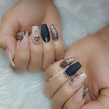 Maybe To Go With My Black Dress Substitute Silver Few Pearls To Match My Vera Wang Necklace 60 Newe Gorgeous Nails Coffin Nails Designs Short Coffin Nails