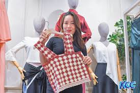 KCCMoreShops ¦ 👗 Start the year...