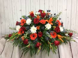 Aug 25, 2021 · on the floor or on tables around the main display of larger arrangements such as standing spray, wreaths, hearts near the casket on tables around the funeral home can be sent by anyone: Fall Farewell Casket Spray In Culpeper Va Endless Creations Flowers And Gifts