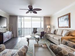 Destin Gulfgate 402 Fl 2 Bedrooms 2 Bathrooms Destin Florida Destingulfgate Vacationrental Fami Balcony Furniture House Rental Update Cabinets