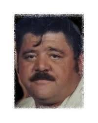 Ellen Kapp's Instagram, Twitter & Facebook