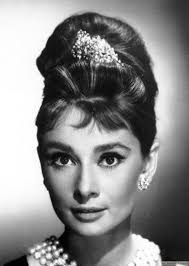 By the mid 60s bonnets changed shape. 35 Fabulous And Trending 1960s Hairstyles