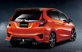 You can expect a lot of changes and alterations made in the outer designs of the car. 2016 Honda Jazz Ii Hybrid Pictures Information And Specs Auto Database Com