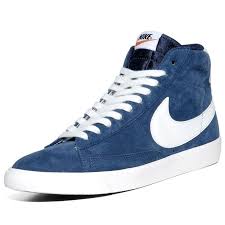 Shoes does have wear, does have creases, cloth fabrics have wear. Nike Blazer Suede Pre Order Nike Blazer Nike Red Sneakers