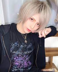922 mentions j aime 3 commentaires 𖤐神崎流空𖤐 0153 kanzaki sur instagram 俺がいる生活 selfie artist drums drummer portrait visualkei v系 髪型 女の子 ヴィジュアル系