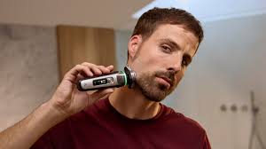 Philips launches i9000 Shaver Series