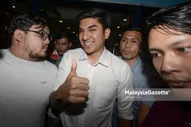 Syed saddiq, the muar member of parliament, has registered his new political party muda today at the registry of societies malaysia (ros). Syed Saddiq Daftar Parti Muda Hari Ini