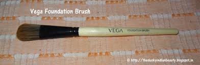 3 vega brushes foundation brush eye
