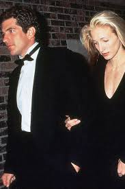 Maybe you would like to learn more about one of these? American Love Story Ryan Murphy Plant Eine Serie Uber Die Geschichte Von John F Kennedy Jr Und Carolyn Bessette Vogue Germany