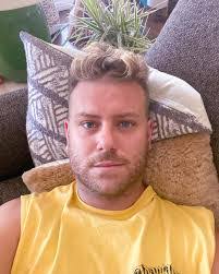 Seth Chernoff's Instagram, Twitter & Facebook