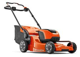 Up to 2 acres based on included 4 x 10ah 56v batteries. The Husqvarna Lc 247ix Is Perfect For Medium Sized Lawn With It S Reliable And Long Lasting Battery And Cordless Feature Allows For You To Just Push And Go Ron Smith
