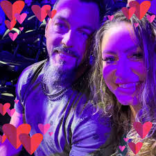 The Ridge Wallet for MagSafe transforms our patented best-selling wallet  into Apple's must-have accessory.