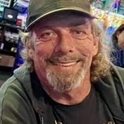 Robin Rummel's Instagram, Twitter & Facebook