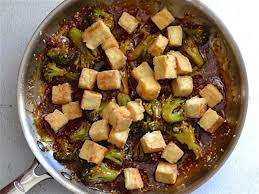 Baked tofu, with its crispy exterior and pillowy insides, is a salad topping made to please vegetarians and omnivores alike. Pan Fried Sesame Tofu With Broccoli Budget Bytes