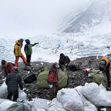 Everest ultimate edition is a complete pc diagnostics software utility that assists you while installing, optimizing or troubleshooting your computer by providing all the pc diagnostic information you can. Mount Everest Tackles 60 000 Pound Trash Problem With Campaign To Clean Up Waste Abc News