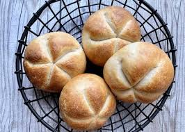 Kleingeback Teig Backen Mit Christina Rezept Backen Mit Christina Brot Selber Backen Rezept Brot Backen Einfach