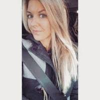 Renee Crossley's Instagram, Twitter & Facebook