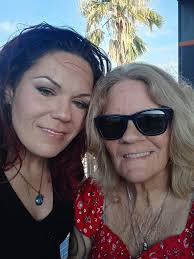 Had a great early Mother's day dinner with the family Giovanni Da Ruckus  Freda Sherry L Brant Klista Brant JessicaNvincent Briscoe Hailley Lambert  Briscoe Gwen Lambert had dinner at Avenues