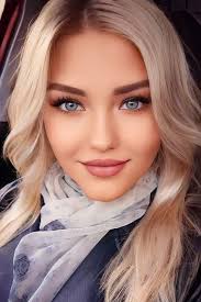 Hey girls, I am going through a rough and recent heartbreak, hoping to make  new friends to keep busy and moving forward into my new single life with  some good mates and