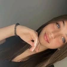 Danielle Mathieu (@danielle.mathieu4)