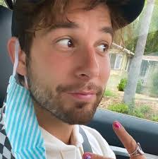 Jaclyn Stark's Instagram, Twitter & Facebook