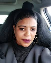 I am a 42 year old widow. Looking for someone for a serious relationship. I  am independent and working. If you are interested in me please contact me  here, thank you magic.ly/WhatsApp_new_