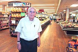 See reviews, photos, directions, phone numbers and more for baileys general store locations in san gabriel, ca. Bailey S General Store Susan S Guide To Sanibel Real Estate
