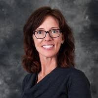 Shelly Burke's Instagram, Twitter & Facebook