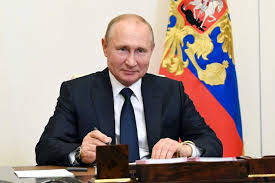 Владимир владимирович путин) (born october 7, 1952) is the socially conservative president of the russian federation, a position he's held since 2012, after serving as prime minister since may 8, 2008, and previously serving as president since december 31. Thousands Of Russians Protest Against President Vladimir Putin Suspected Poisoning Of Alexi Navalny Abc News