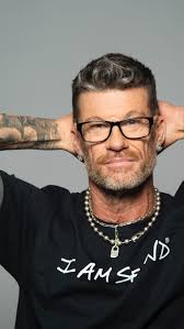 Book Michael Molthan