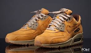 Nike reached back to the 90's and resurrected what was originally called the nike air max iii. ÙˆØ±Ù‚ Ø§Ù„Ø¬Ø¯Ø±Ø§Ù† ØºÙŠØ± ÙØ¹Ø§Ù„ Ù‚Ø·Ø±ÙŠ Nike Air Max 90 Bota Color Camel Ballermann 6 Org